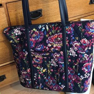 Large Vera Bradley Trimmed Tote